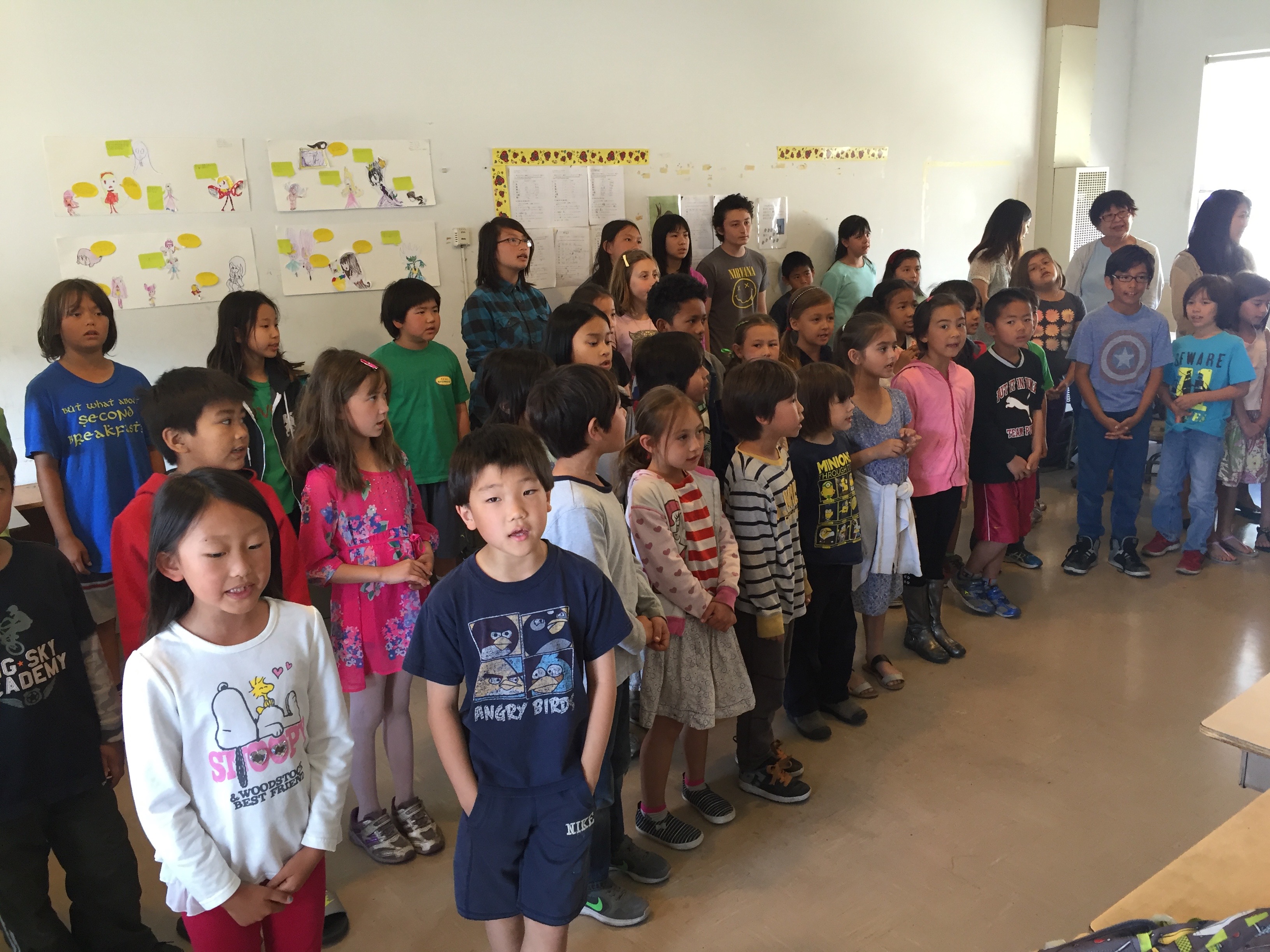Students sing a Japanese song at the Sawtelle Gakuin
